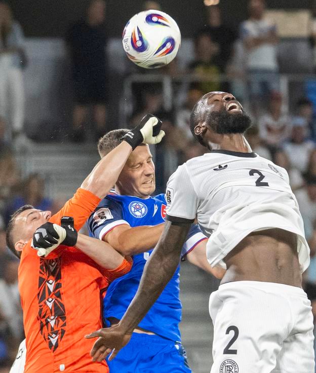Martin Dúbravka, Ľubomír Šatka a Antonio Rüdiger v úvodnom kvalifikačnom zápase na MS 2026 A-skupiny Slovensko - Nemecko.