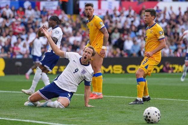 Anglický futbalista Harry Kane nepremieňa šancu počas zápasu K-skupiny európskej kvalifikácie MS 2026 vo futbale Anglicko - Andorra v Birminghame.
