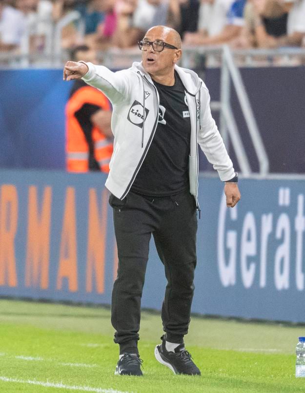 Francesco Calzona dokázal so svojím tímom vyhrať oba septembrové kvalifikačné zápasy.