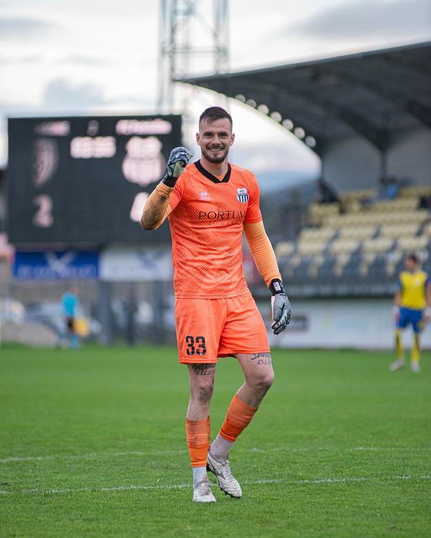 Hrdina zápasu, petržalský brankár Pavel Halouska.