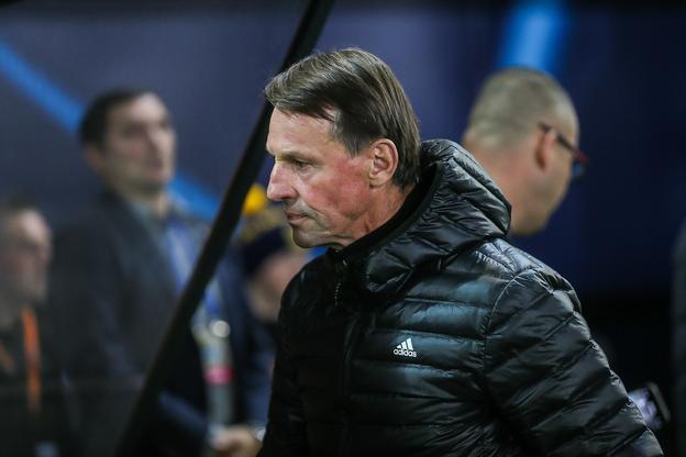Tréner FC Košice František Straka má dôvod na uvažovanie po domácej prehre s Podbrezovou 2:4.