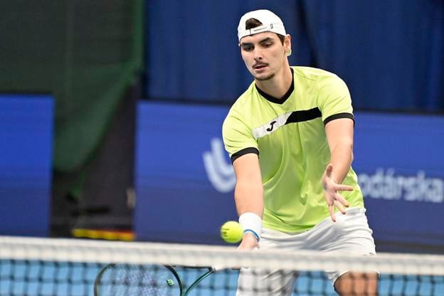 Michal Krajčí (Slovensko) v stretnutí proti Davidovi Pichlerovi.
