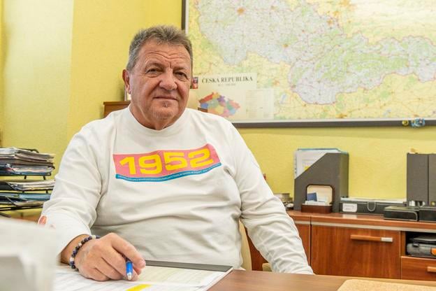 Marián Ďurovkin 24. októbra v sídle rodinnej firmy v Nitre počas rozhovoru pre Denník Šport o podpore ľadového hokeja v HK Nitra.