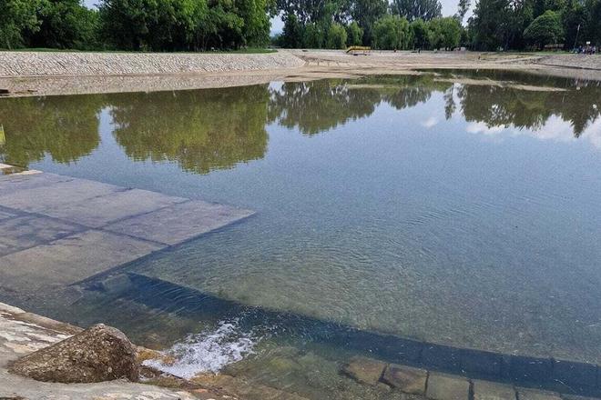The beach pool in Tornaľa.