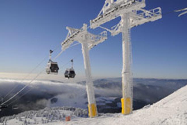 Forecasts promise snow; tourists are impatient