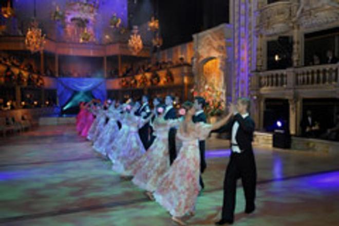 The creme de la creme of Slovak society attended the eighth Opera Ball on January 12.