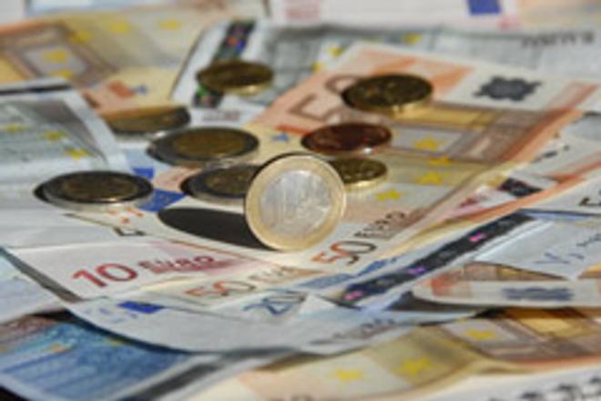 Slovakia must hurry to use up EU funds from the 2004-2006 period.