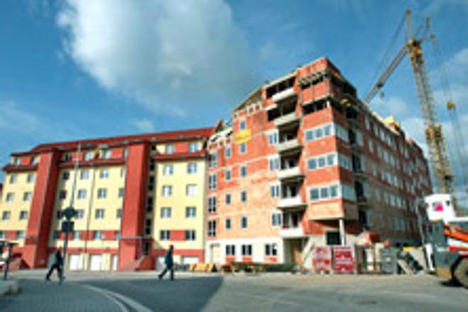 Experts predict that new housing projects will push down the prices of old apartments across the country.