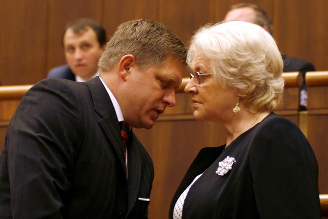 PM Robert Fico and Labour Minister Viera Tomanová.