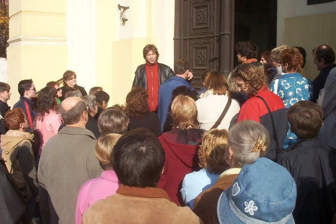 Milan Kolcun (centre) explains Košice's history in an engaging way.