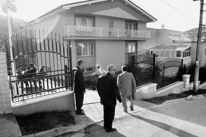 Mečiar's luxurious Elektra villa is now debt-free.