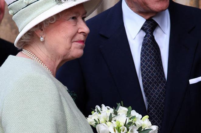 Queen Elizabeth II and Prince Philip are to visit Slovakia.