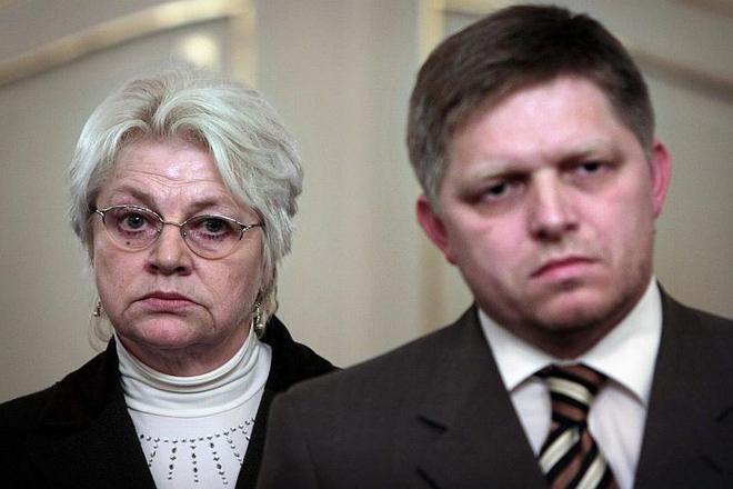 Labour Minister Tomanová and Prime Minister Fico.