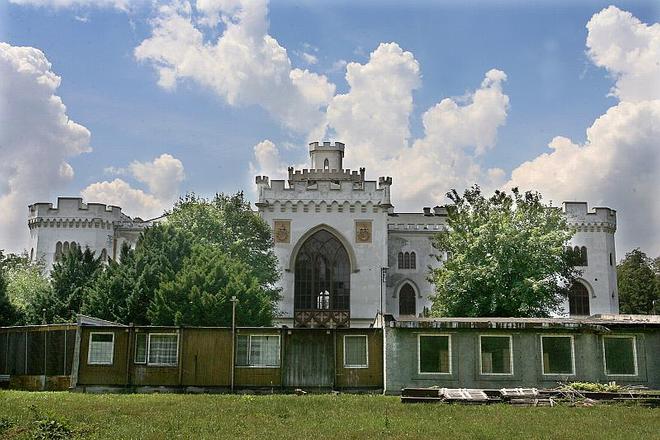 Rusovce Castle is awaiting better times.