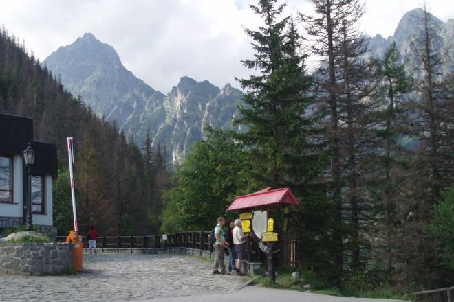 A lot of visitors means a lot of rubbish: volunteers collected 650kgs of it in the High Tatras. 