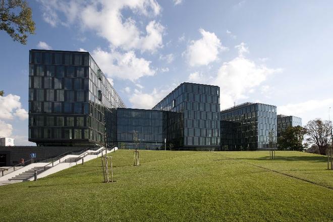 The second phase of Digital Parkwonthe 2009 Dušan Jurkovič
Award for architecture.