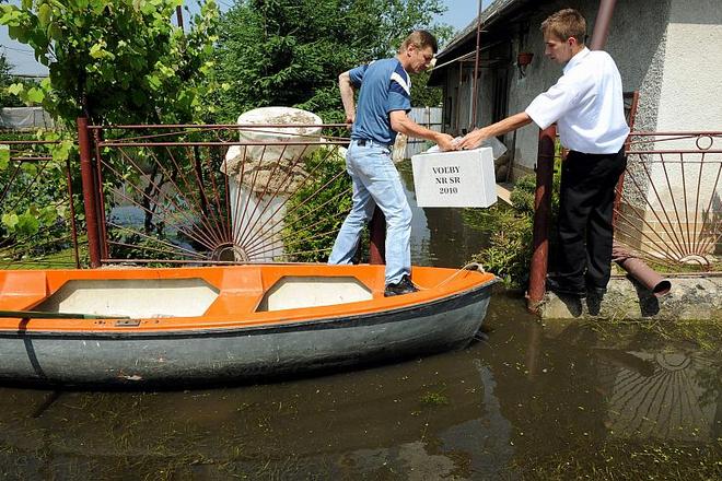 The parliamentary elections took place as some parts of the country were just recovering from widespread flooding.