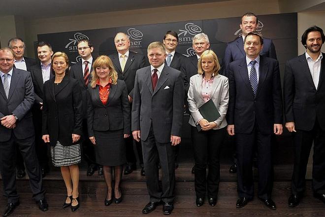 Robert Fico (centre) and his new shadow cabinet.