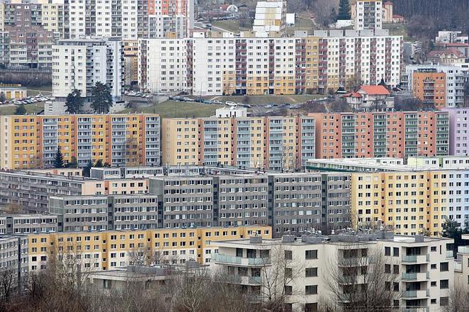 Bratislava City Council lacks substitute apartments.
