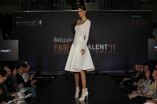 Pojezdálová's winning White collection.