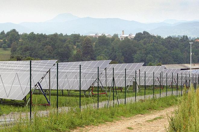New legislation curbs subsidised construction of solar power stations. 
