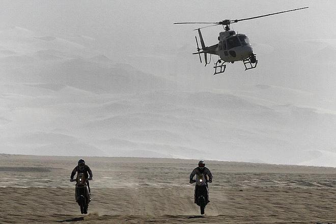 Štefan Svitko (r) and Felipe Zanol of Brazil racing in the 13th leg of the Dakar Rally.