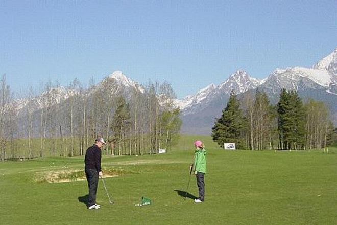 Golfing under Slovakia’s highest mountains