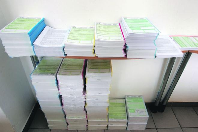 The move to electronic communication with the tax administration is proving slow.