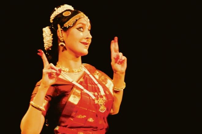 Hungarian dancer Dora Meekaneshi Bittner.