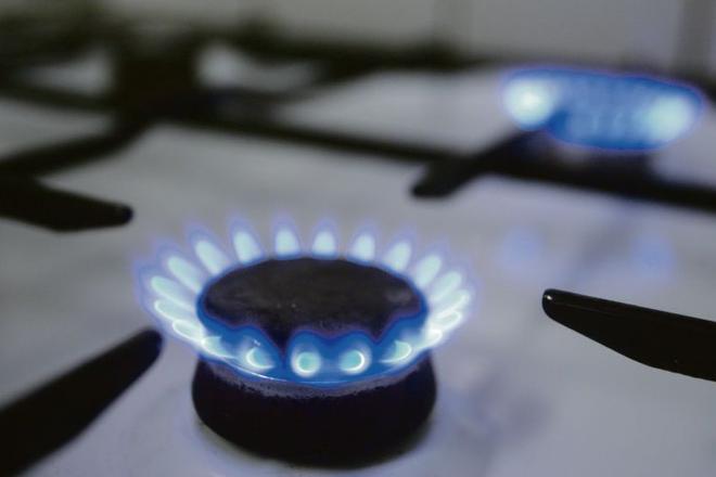 Gas prices for households remain almost unchanged.