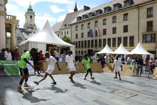 On World Refugee Day football was played in downtown Bratislava 