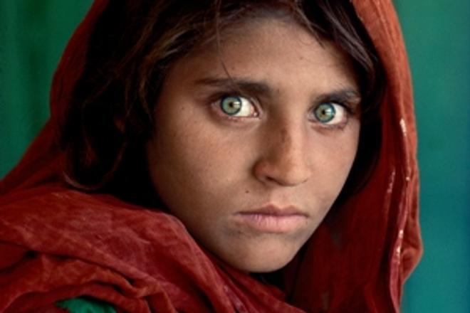Afghani Girl from Pakistani Refugee Camp, Steve McCurry