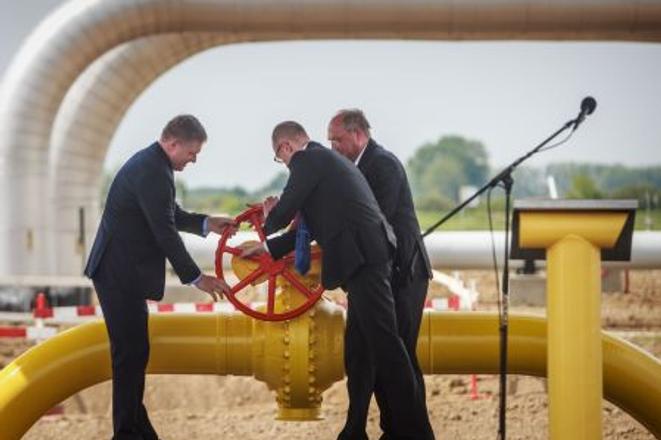 The valve of the Vojany-Uzhgorod pipeline opened.