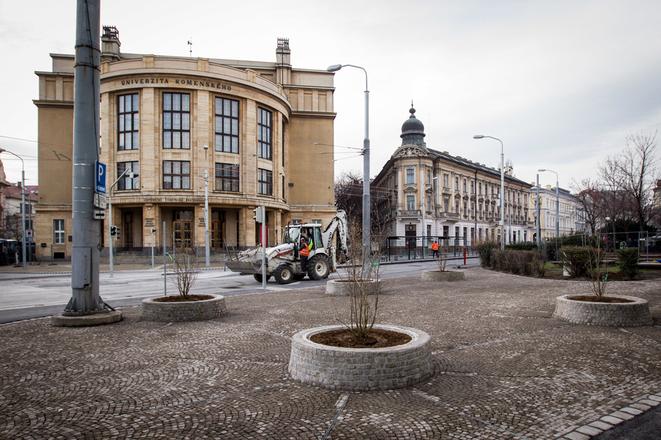 Šafárikovo Square shortly before completing the new Old Bridge in December 2015.