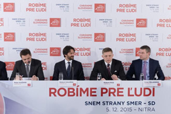 Smer congress 2015: L-R vice-chairs Dušan Čaplovič, Peter Pellegrini, Robert Kaliňák, chairman Robert Fico, vice-chairs Peter Pellegrini and Marek Maďarič. 