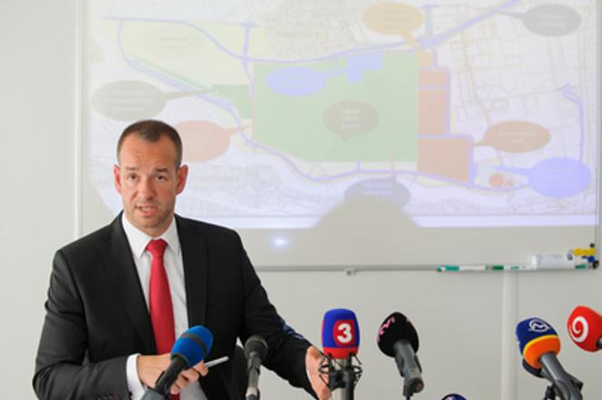 Government Proxy Viktor Stromček explains the Jaguar Land Rover investment.