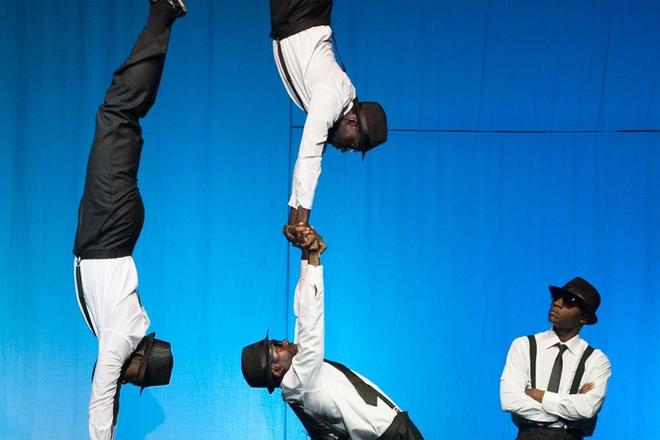The Black Blues Brothers, Kenya, at Cirkul’Art