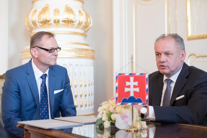 Anton Šafárik (L) at the appointment ceremony with president Kiska.