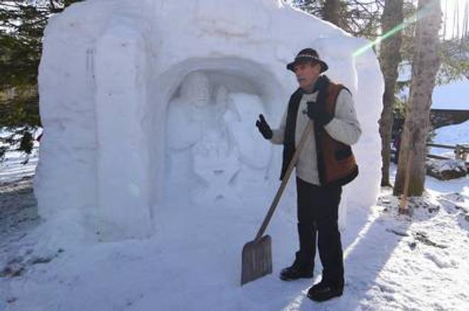 Bethlehem at Rainer chalet, made by Peter Petras