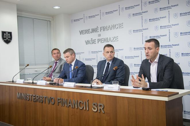 Ministers Roman Brecely, Peter Pellegrini, Peter Kažimír, Tomáš Drucker, from left 