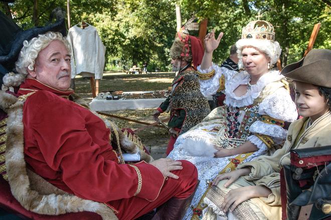 Maria Theresa will arrive to Mojmírovce manor house.