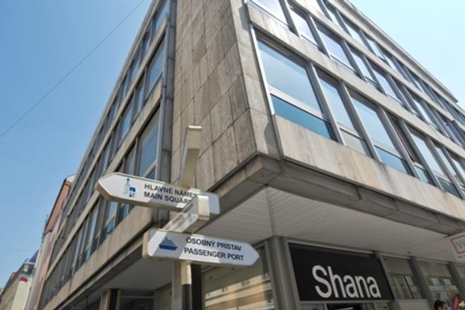 The building in Laurinská 2 now houses the the Centre for Slovaks Abroad (CSZ).