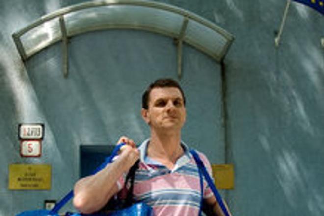 Karol Mello leaving pre-trial custody.