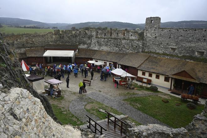 Beckov castle