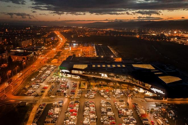 Eperia Shopping mall