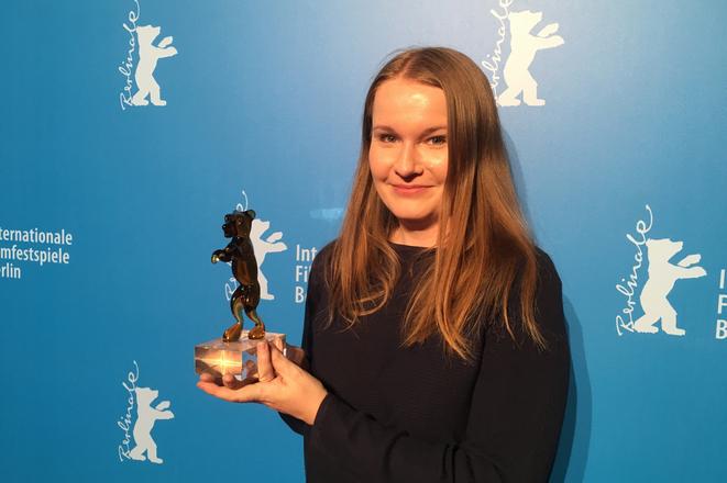 Director of Little Harbour, Iveta Grófová, with the Cristal Bear
