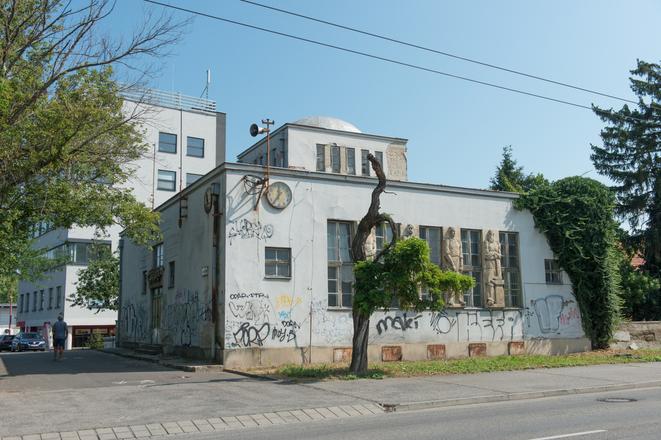 The former town hall in Prievoz