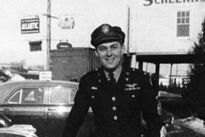 US WWII pilot, Ethan Allen Smith, crash landed in Slovakia.