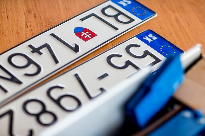 The current abbr for the Bratislava district is BL. 