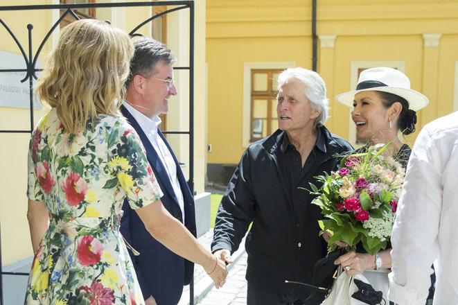 Michael Douglas and Catherine Zeta-Jones met with Slovak Foreign Affairs Minister Miroslav Lajčák and his wife.